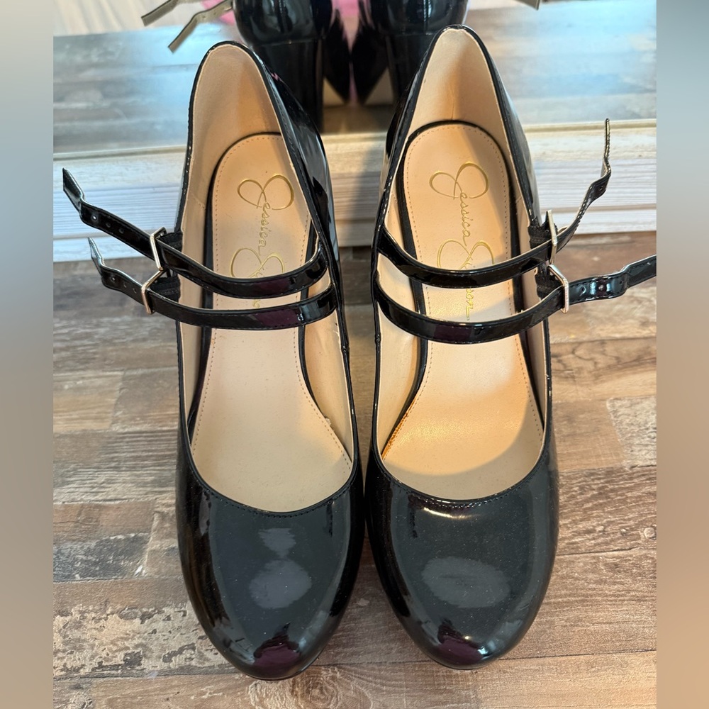 Jessica Simpson Black Patent Leather Mary Jane Pumps